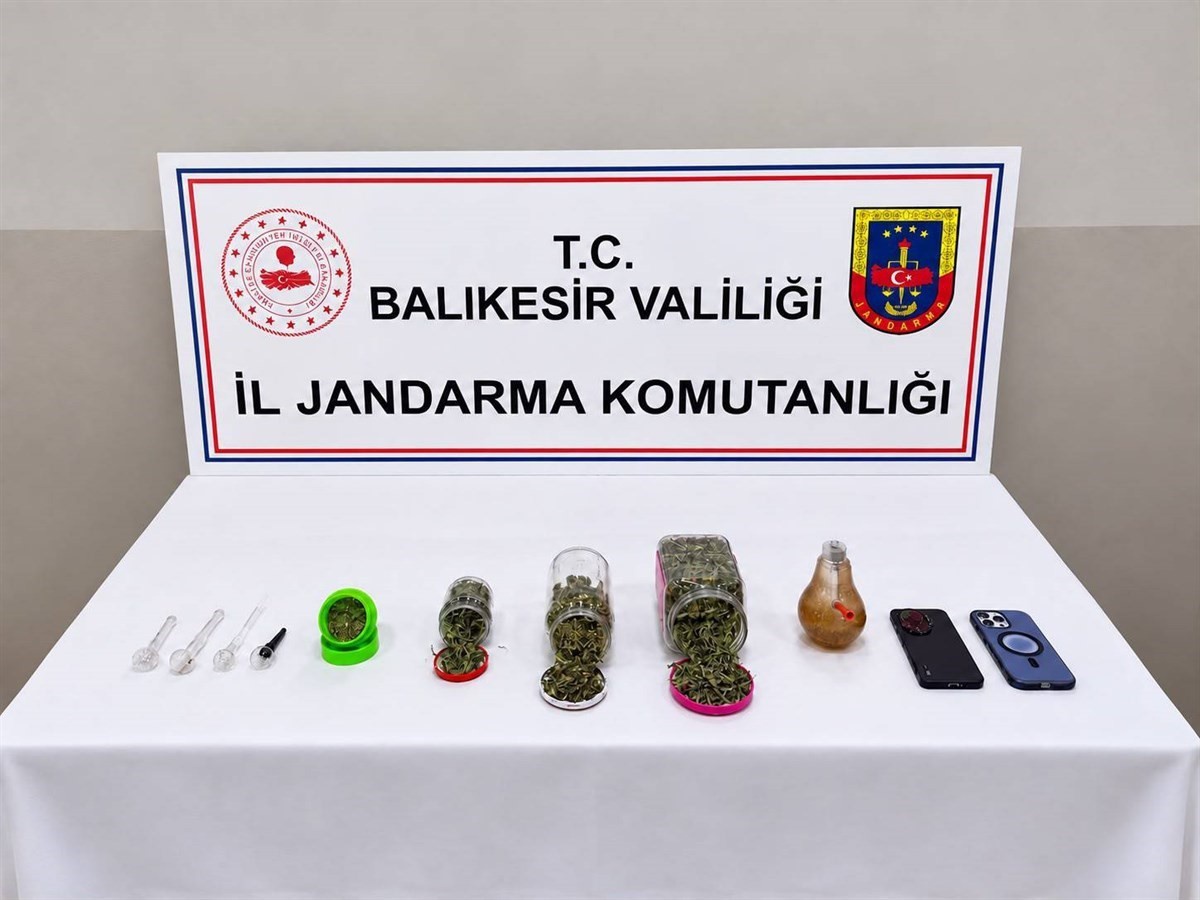 Balıkesir\'de 9 narkotik olaya operasyon, 15 şüpheliden 6\'sı tutuklandı