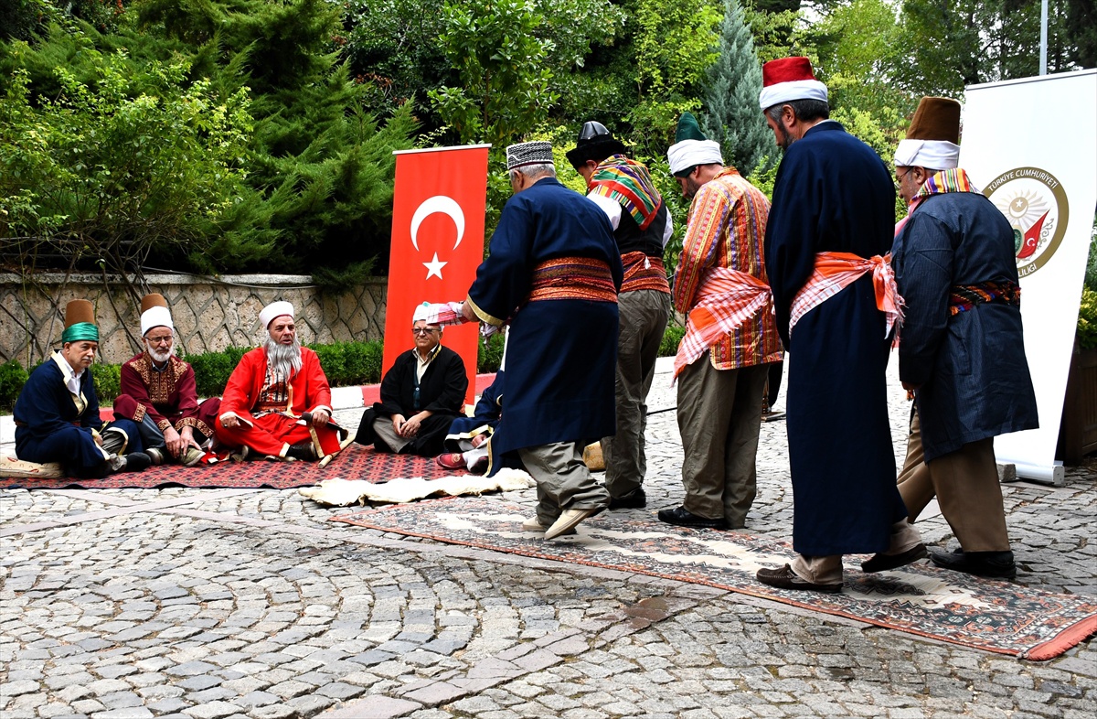 Bilecik\'te 39. Ahilik Haftası kapsamında Şeyh Edebali Külliyesi\'nde program düzenlendi