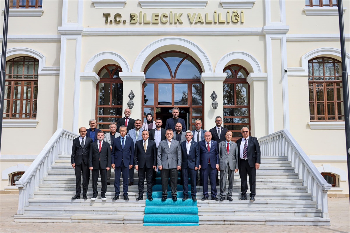 Bilecik Valisi Sözer, 39. Ahilik Haftası\'nda esnaf temsilcilerini ağırladı