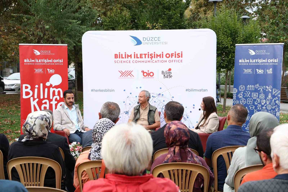 Düzce\'de Gazze için Bilim Kafe programında eğitim ve toplumsal hafıza ele alındı