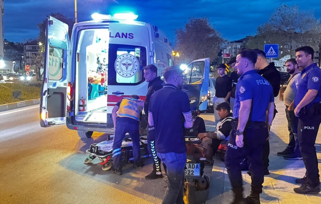 Boyabat'ta kontrolden çıkan motosiklet devrildi, sürücüsü yaralandı