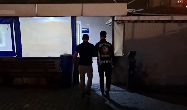 Büyükçekmece'de ambulansa yol vermeyen kamyonet sürücüsüne 46 bin lira ceza kesildi