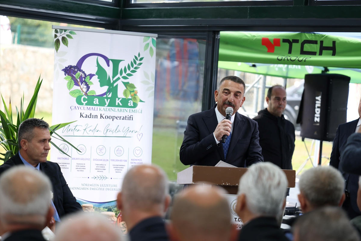 Çaycuma\'da eski okul binası kadınların lezzet fabrikasına dönüştü
