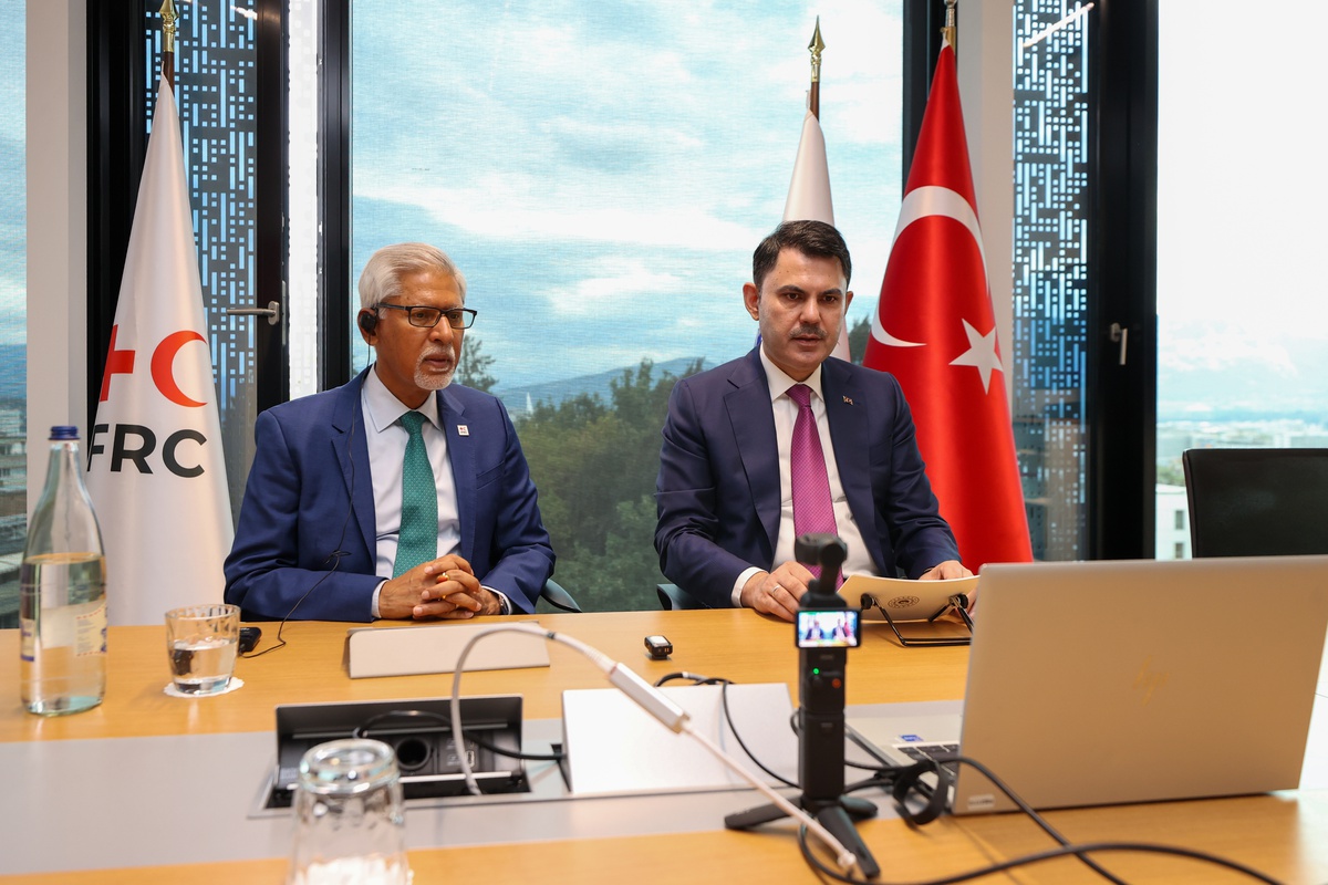 COP31 Başkanı Kurum, Cenevre’de ‘İklim Eylem Zirvesi Liderler Diyaloğu Programı’na katıldı