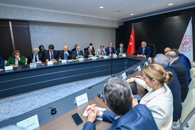 Bakan Ersoy duyurdu! Deprem bölgesinde kültürel mirasa 34 milyar liralık yatırım hedefi