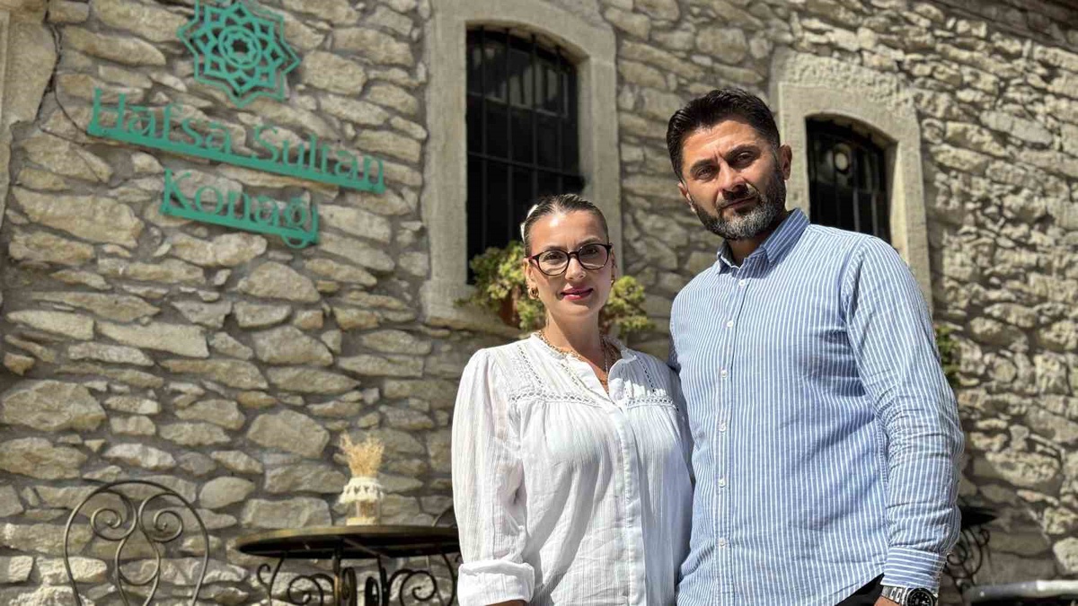 Karabük\'te pasta süsü boğazına kaçtı, feci anlar kamerada