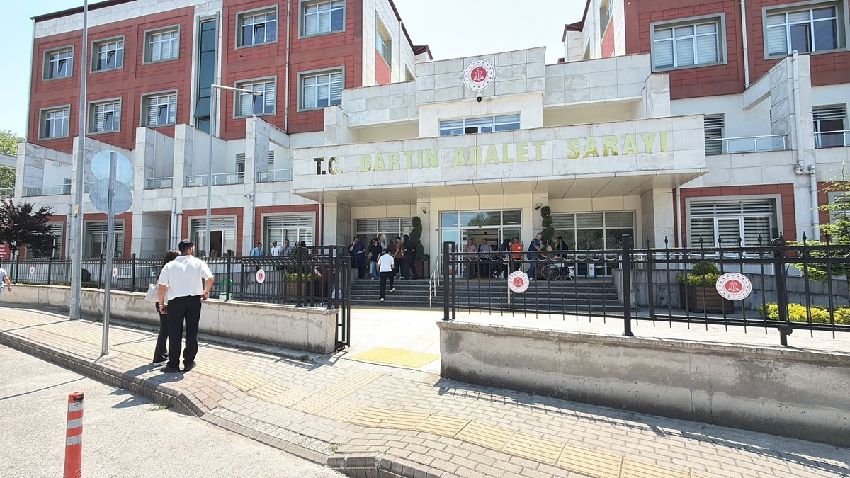 Bartın\'da eğlence mekanı kanlı bitti: 1 ölü, 4 yaralı, 6 tutuklama