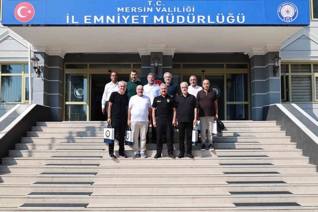 Mersin İl Emniyet Müdürü Aktaş, yaş haddinden emekli polislerle buluştu