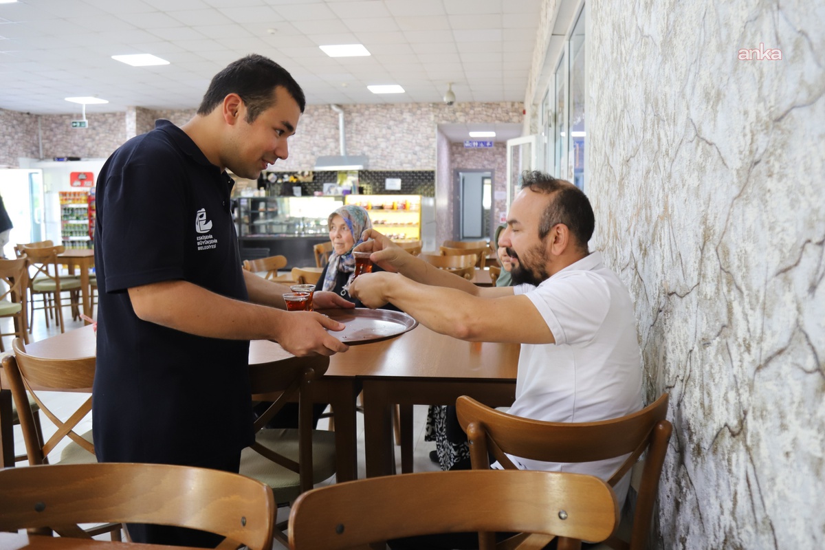 Eskişehir\'de 4 özel gereksinimli birey Engelsiz İş Atölyesi sayesinde işe başladı