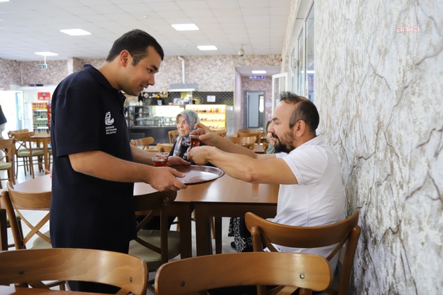 Eskişehir'de 4 özel gereksinimli birey Engelsiz İş Atölyesi sayesinde işe başladı
