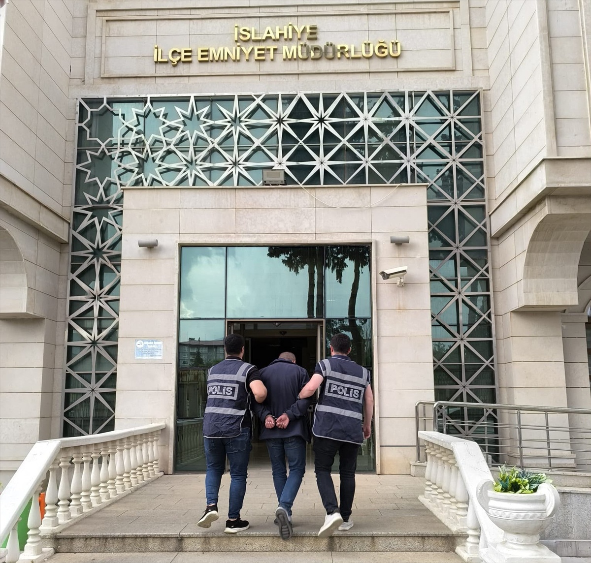 Gaziantep İslahiye\'de 6 yıl 8 ay hapis cezalı hükümlü operasyonla yakalandı