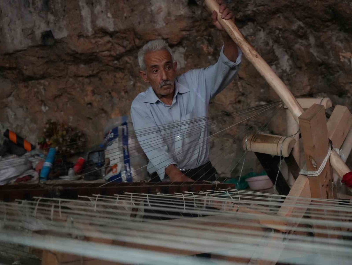 Gaziantep'te kendircilik mesleğinin son ustası 67 yıldır tezgah başında