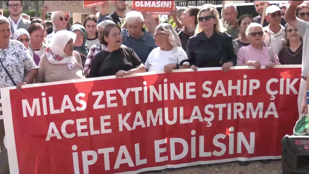 Hak savunucuları MAPEG önünde maden projelerine tepki gösterdi