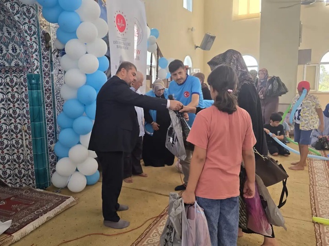 Hatay'da 112 yetim çocuğa Mevlid-i Nebi programı düzenlendi