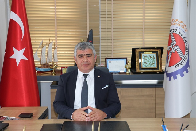 Havza TSO, 650 aileye 260 bin liralık kırtasiye ve giyim çeki dağıttı