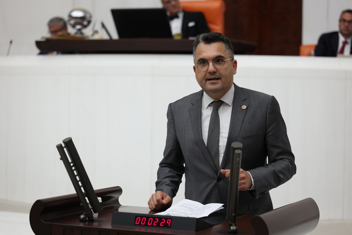 Dalgın: Ekonomi yönetimi tüm toplum kesimlerini aynı anda fakirleştirdi