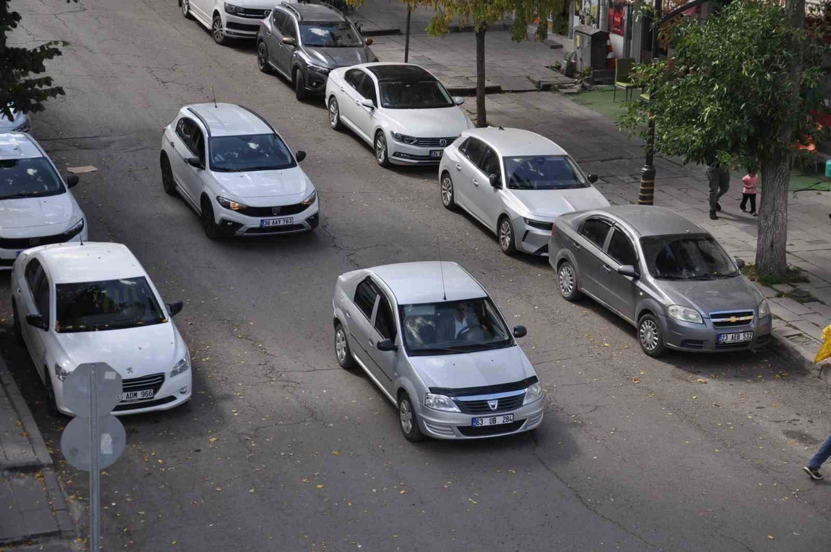 Kars\'ta trafiğe kayıtlı araç sayısı 56 bin 733\'e ulaştı
