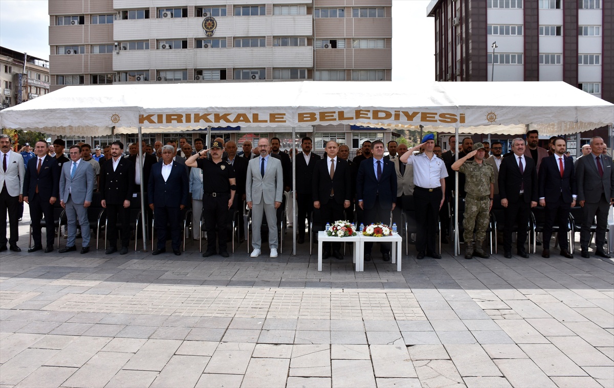 Kırıkkale\'de Ahilik Haftası törenle kutlandı, esnaf ve öğrenciler meydanda buluştu