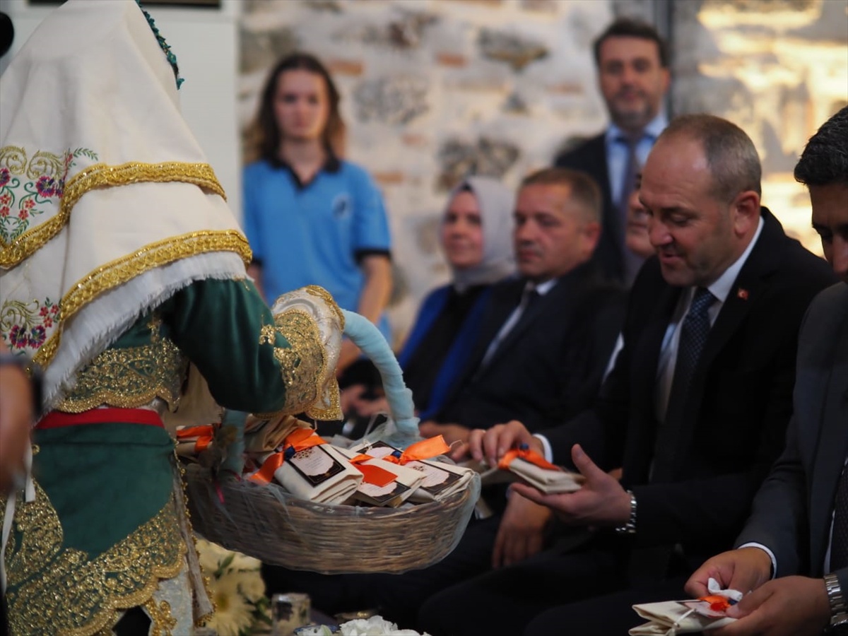Manisa\'da 39. Ahilik Haftası törenle başladı, yılın ahisi Mehmet Akgül seçildi