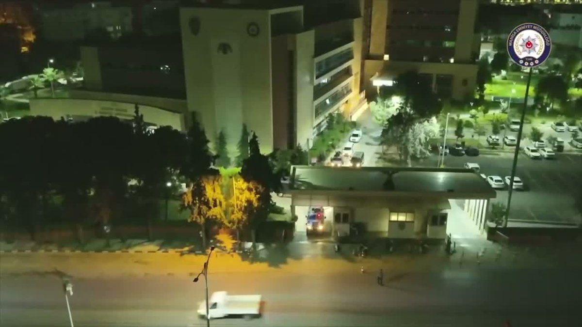 Manisa\'da uyuşturucu operasyonu: 20 tutuklama