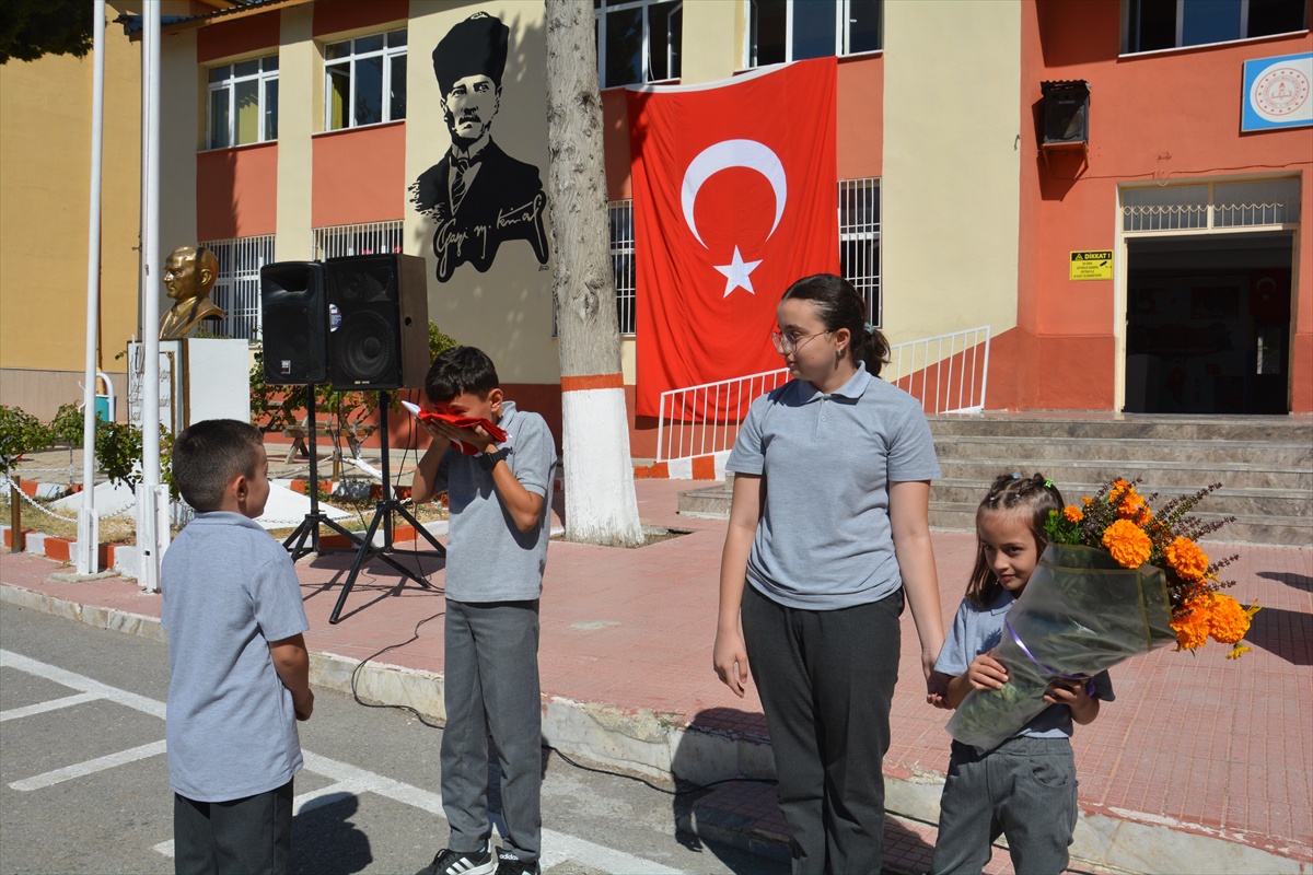 Mersin Gülnar ve Bozyazı'da İlköğretim Haftası etkinliklerle kutlandı