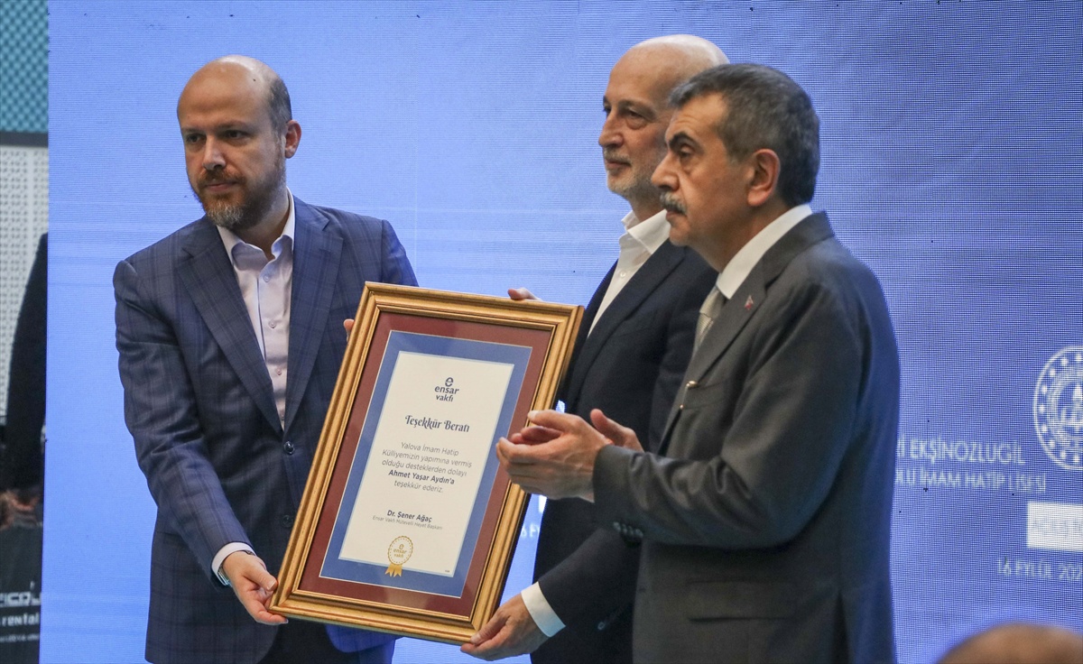 Milli Eğitim Bakanı Tekin, Yalova\'daki İmam Hatip Liseleri açılış töreninde konuştu: