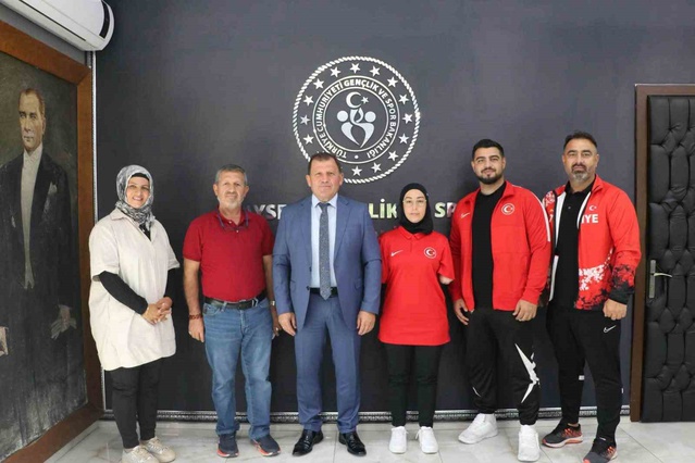 Milli taekwondocu Sevim Nur Türkmen, Kore'deki dünya şampiyonasına hazırlanıyor