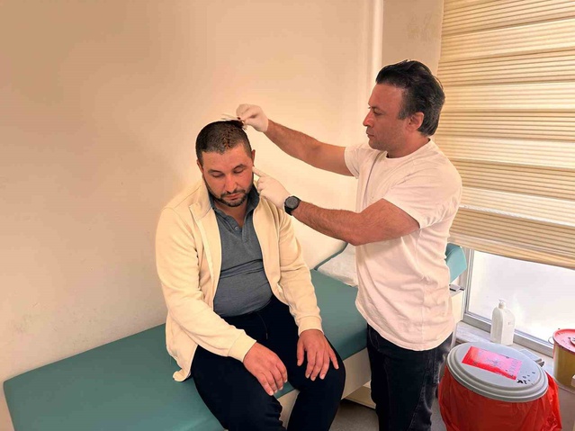 Muş'ta beyin kanaması geçiren 32 yaşındaki hasta, 6 gün sonra taburcu edildi