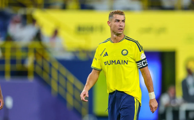 Ronaldo'dan futbol dünyasını sarsacak hamle! Parayı basıp alacak