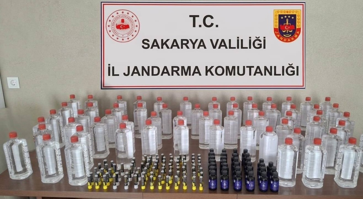Sakarya'da 3 ilçede sahte içki operasyonu, 5 şüpheli hakkında adli işlem