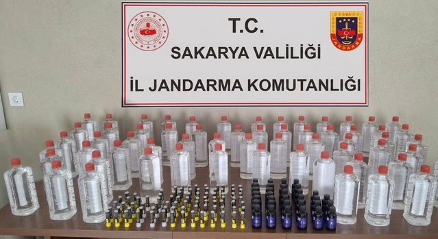 Sakarya'da 3 ilçede sahte içki operasyonu, 5 şüpheli hakkında adli işlem