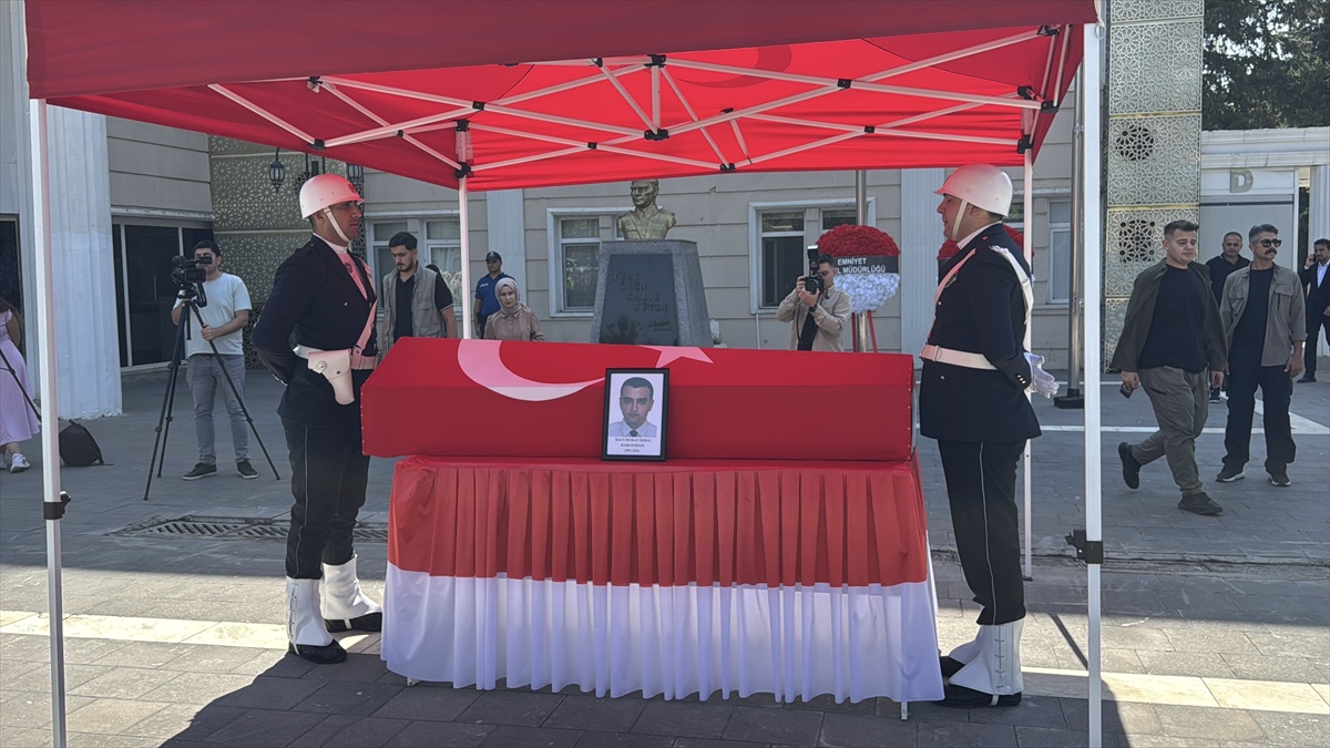 Şanlıurfa\'da kalp krizinden ölen Başkomiser Özbal için tören düzenlendi