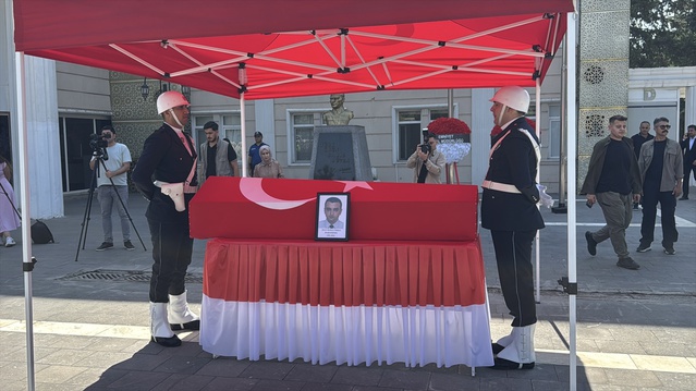Şanlıurfa'da kalp krizinden ölen Başkomiser Özbal için tören düzenlendi