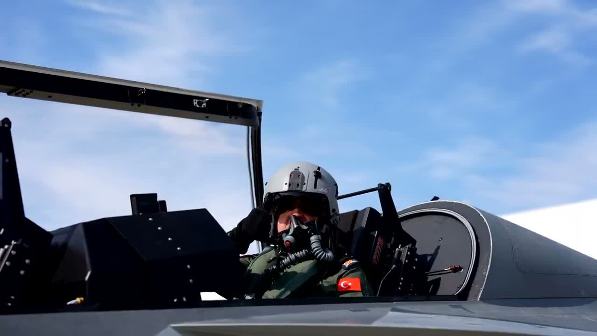Görgün ve Dalkıran, HÜRKUŞ-II ve MURAD radar takılı HÜRJET ile test uçuşu yaptı
