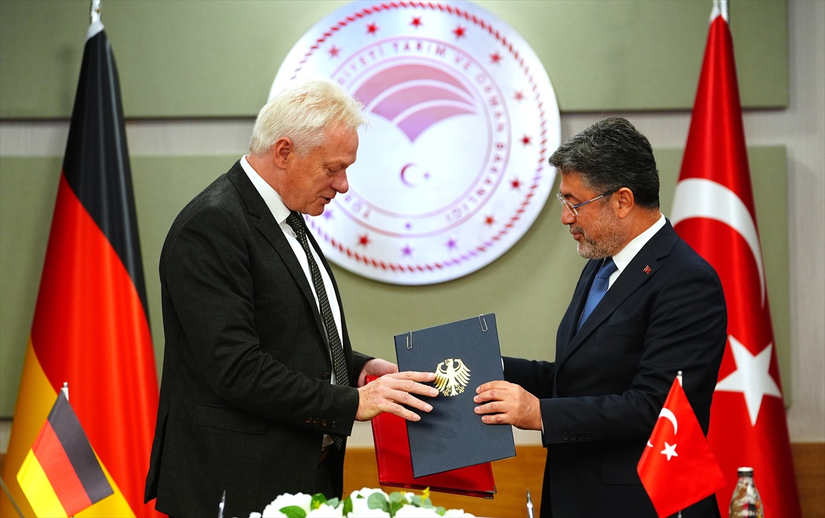 Türkiye ve Almanya tarımda 5 milyar dolarlık ticaret hedefi için niyet beyanı imzaladı