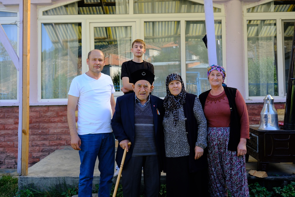 Yozgatlı Kore gazisi 76 yıl önce savaştığı cephedeki anılarını unutamıyor