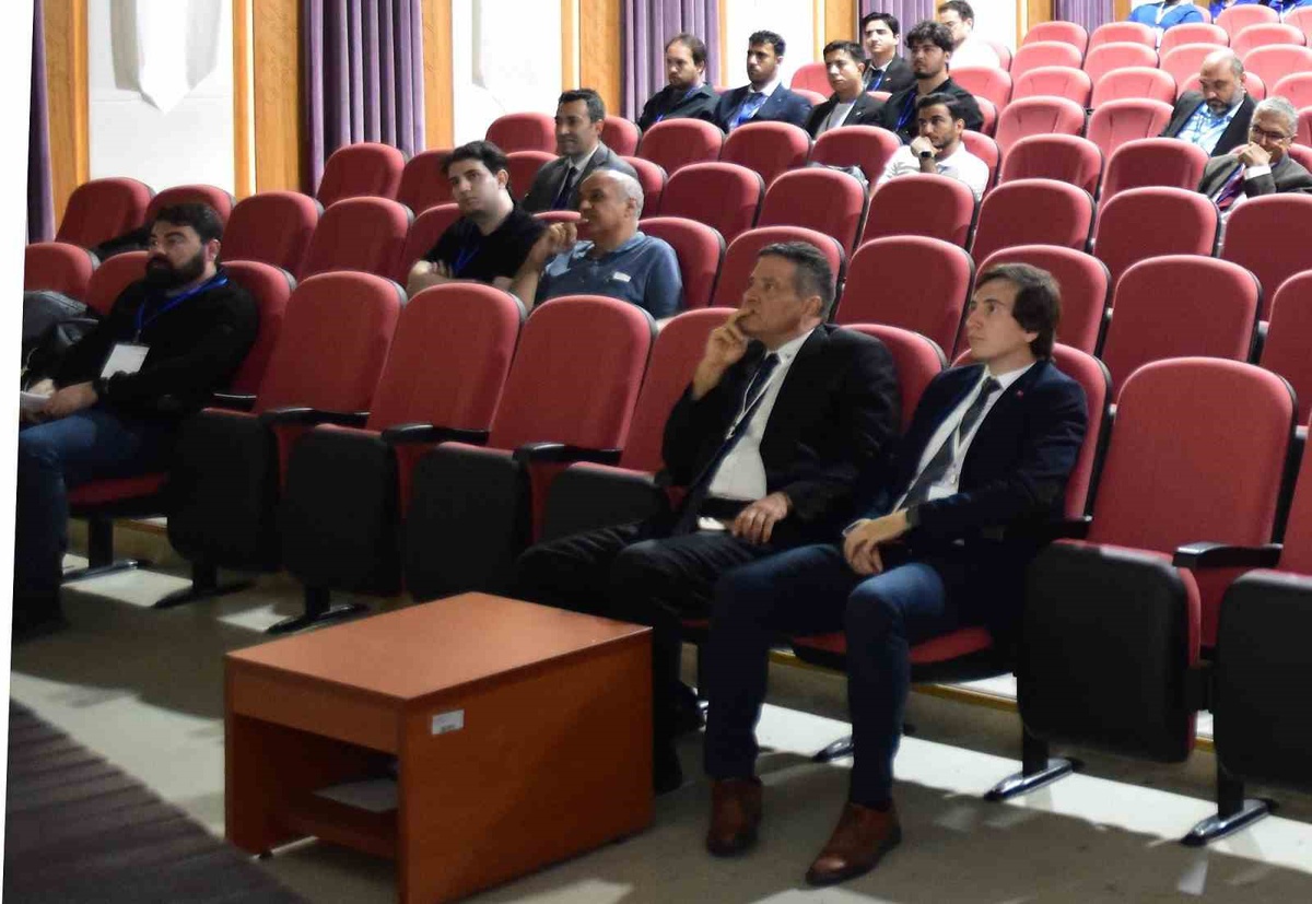 Havacılık ve uzay konferansı Eskişehir\'de başladı, 3 günde 181 bildiri sunulacak