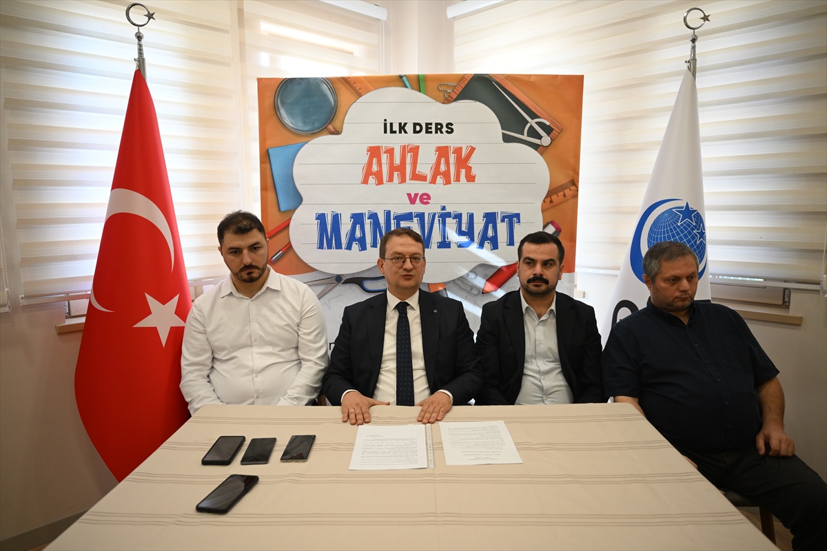 AGD Edirne Şube Başkanı İriş, gençler için önce ahlak ve maneviyat dedi