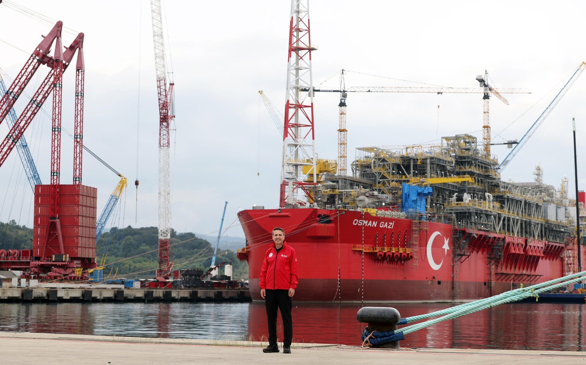 Osman Gazi ekim sonunda Karadeniz\'e uğurlanıyor! Faz-2\'de ilk gaz yıl sonunda yakılacak