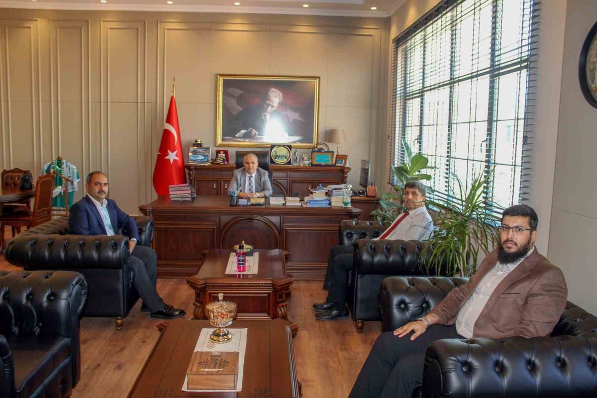 Anamur'da görev yapan 2 din görevlisi Kilis ve Erzincan'a ilçe müftüsü atandı