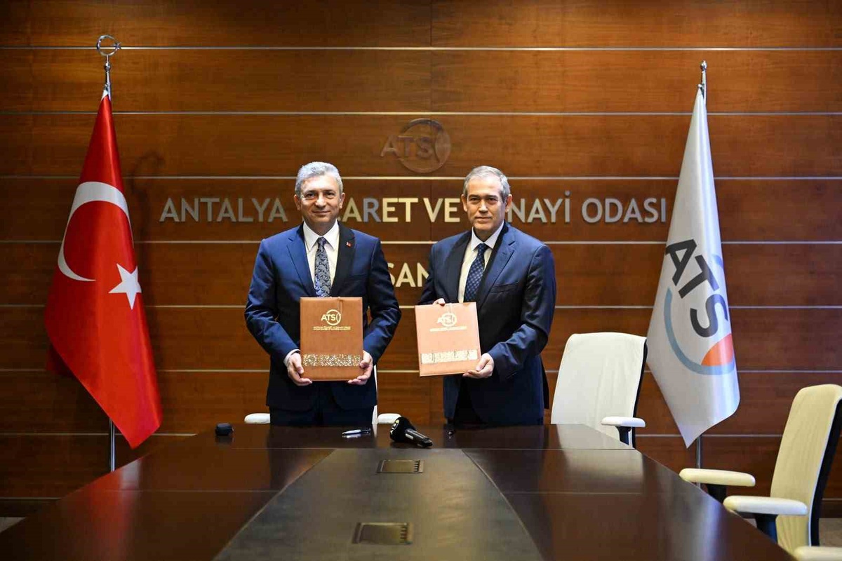 Antalya\'da 28 dere ağzına atık tutucu bariyer kurulacak