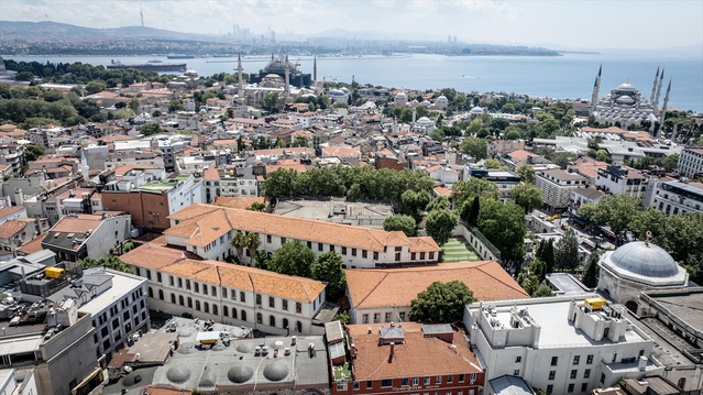 Darülmaarif'ten Cağaloğlu Anadolu Lisesi'ne 176 yıllık eğitim mirası sürüyor