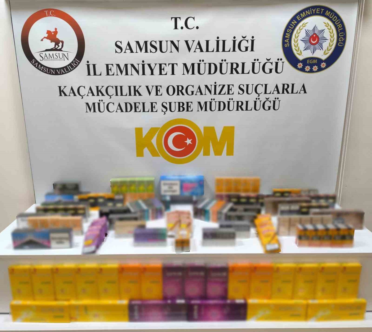 Bafra'da kaçakçılık operasyonunda 500 paket sigara ve 120 puro ele geçirildi
