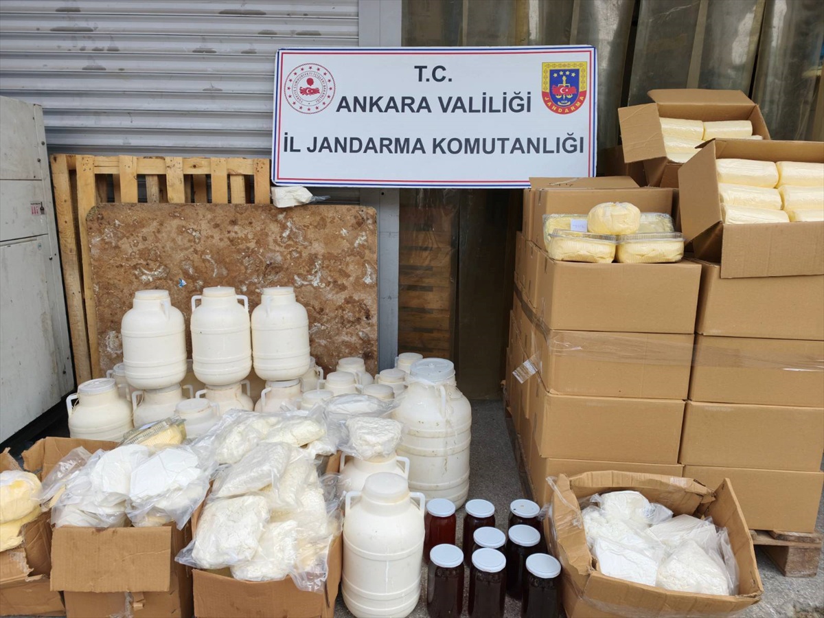 Ankara\'da sahte gıda operasyonunda 838 kilogram süt ürünü ele geçirildi
