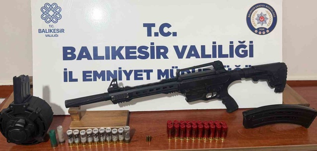 Biga’daki silahlı olayın şüphelisi Bandırma yolunda yakalandı