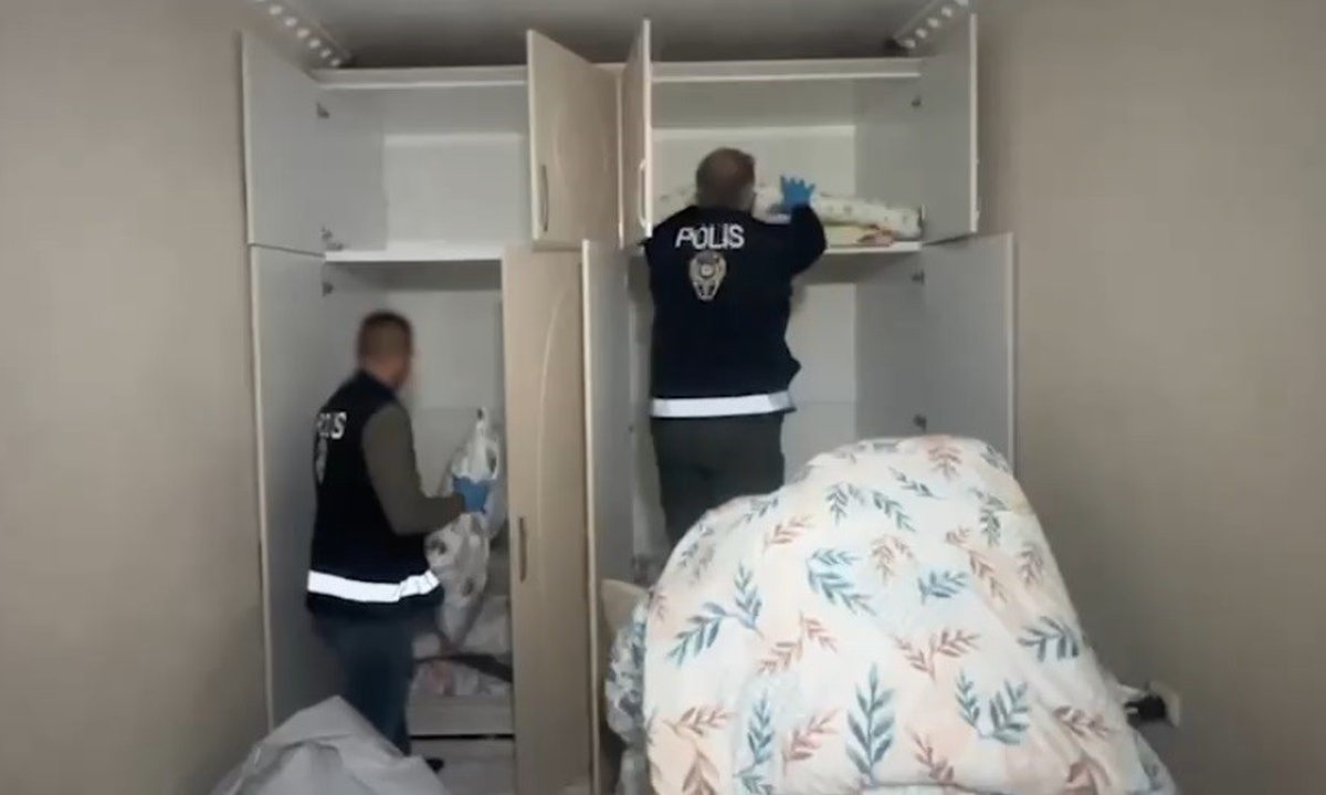 Bitlis\'te sosyal medya operasyonunda 11 gözaltıdan 3\'ü tutuklandı