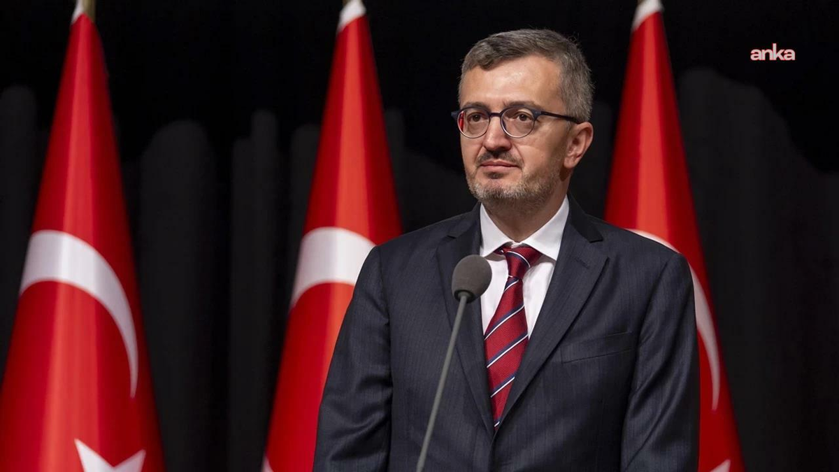 Burhanettin Duran\'dan Mekke\'ye yönelik saldırı girişimine tepki: En güçlü şekilde lanetliyorum