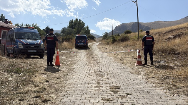 Divriği'de kaybolan 11 aylık Büşra için soruşturma derinleşti: Babanın borçlu olduğu kişi yakalandı