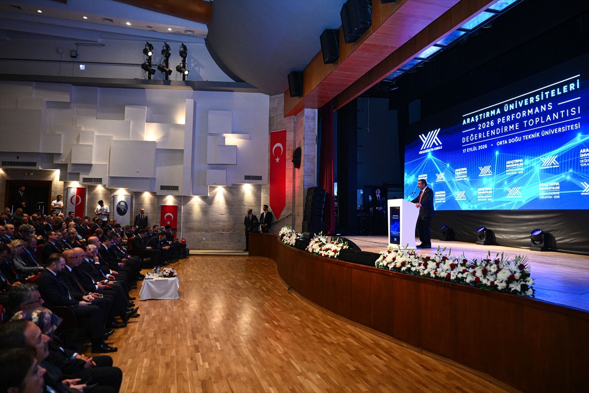 Cumhurbaşkanı Yardımcısı Yılmaz, "Araştırma Üniversiteleri Destek Programı" toplantısında konuştu: