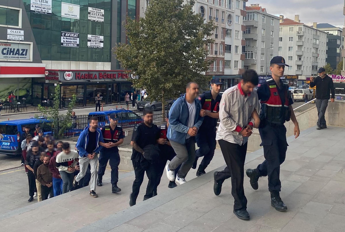 Tekirdağ Çerkezköy merkezli yasa dışı bahis operasyonunda 14 şüpheli gözaltına alındı